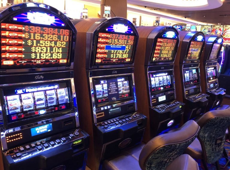 Sports betting section featuring basketball and football on taya777 slot